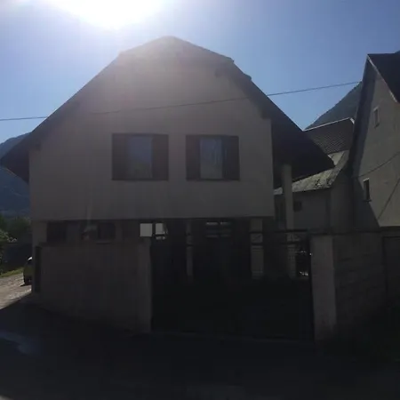 Aritsts Refuge -Loft Space House * Bovec